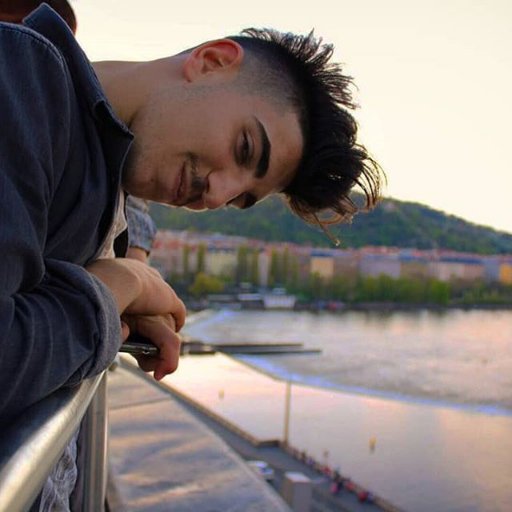 Fr_ncescoLopez's profile picture. Per sapere più su di me, visita il mio profilo instagram https://t.co/NsebehYQ2i