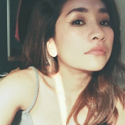 tiga_lipa's profile picture. Weak handshakes creep me out.