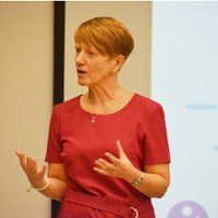 Helen Wright (@helenwrightdon) 's Twitter Profile