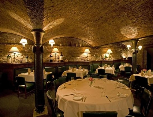 Handke's Cuisine Zagat Rated and AAA Four Diamond Award features Global Cuisine.  Truely a hidden gem in the Brewery District of Historic German Village.