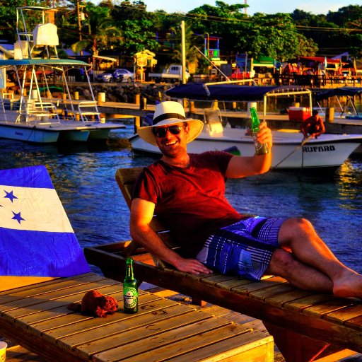 Costarricense, economista, viajero, entusiaste de los legos y amante de la Nutella.
Costa Rican beaver. Economist, Traveler. Lego enthusiast. Nutella lover.