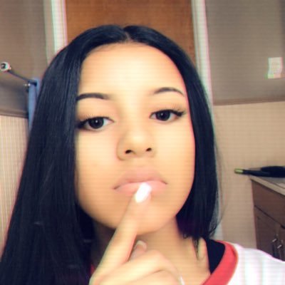 AzaleaAzaleaaaa's profile picture. follow my main account @ fiji_lea