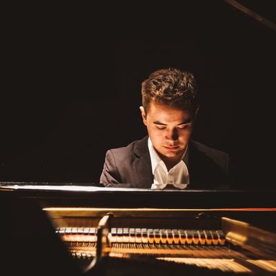 johnlowgan's profile picture. one for the treble, two for the bass - phife


https://t.co/f2maI5ArpV…