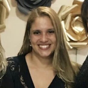 fabiolaod's profile picture. Esposa, mãe da Helena ,  mãe de gato, Dentista  Periodontista e odontolegista.