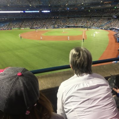 couchtalksport's profile picture. 