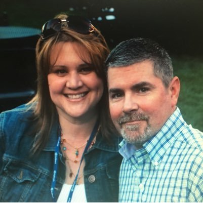 Recruiting professional, mom, wife, crafting enthusiast. Loves life to the fullest and makes memories in all situations!