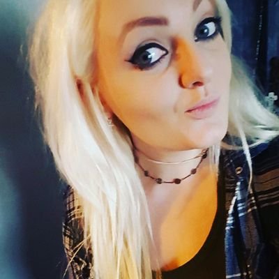 Beautician, witch and Spiritualist Medium in one