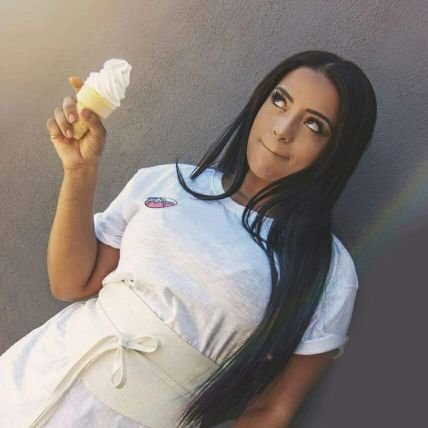 Tarrynkay's profile picture. TV & Radio Presenter 
#TKDesign
Account Director at Just Brands Africa 
-MC-BOOKINGS» tarryn.trussell777@gmail.com/ Instagram:@tkskingdom