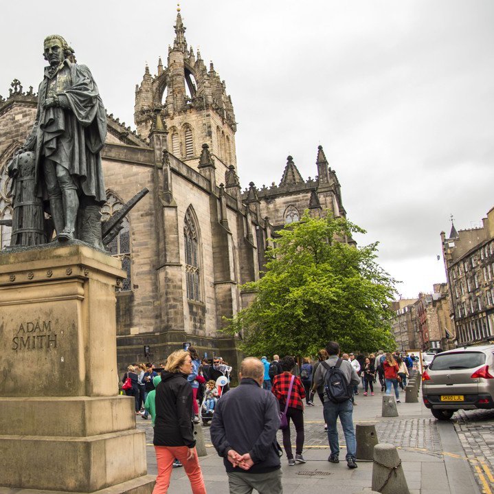 Fresh_Edinburgh's profile picture. For Freshers events info and halls groups Join the Facebook group https://t.co/qjMEk4I8Nn