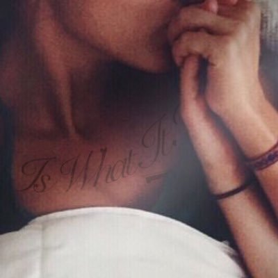 text fic e fanfic fem!larry onde hazel styles é uma cantora indie rock bem sucedida, e louise tomlinson adora fazer covers de suas musicas