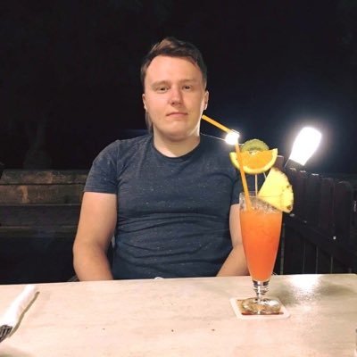 RIPFocused's profile picture. 22 year old entrepreneur.