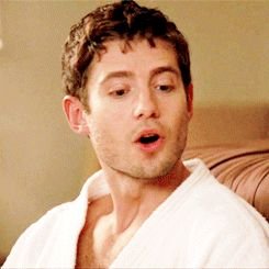 wrensov666's profile picture. arrêtez de respirer j'ai pas assez d'air.