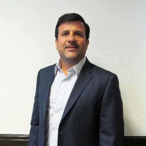 Entrepreneur, ingeniero electrónico, rosarino, amante de la náutica y del rugby. Casado tres hijos. CEO @GrupoBGH y Director Ejecutivo  @BGH_TechPartner