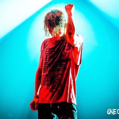 ONE OK ROCK専用垢です！ONE WAY TICKET/Wherever you are /Taiking off/Bombs away/ 無言フォローすいません！ フォローバンバンおねがいします！！フォロバ率10969%！ ONE OK ROCKをみんなでもりあげていきましょう！！！！