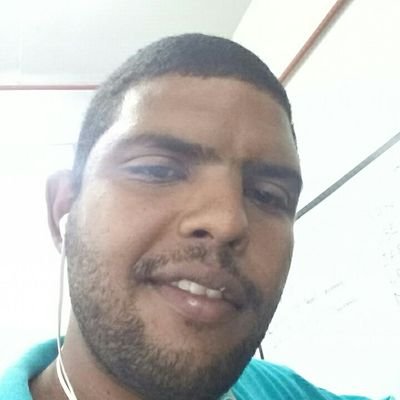 Flamenguista, pai da Ana Julia, apaixonado pela família e vida.