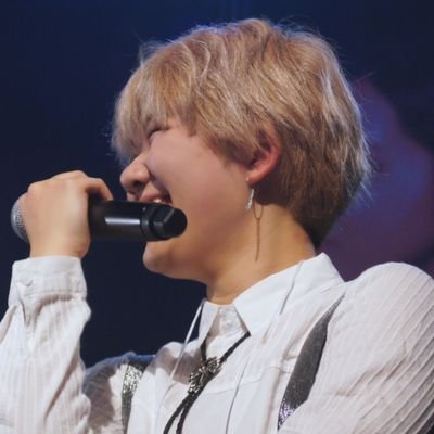 98(97)line BTS 지민/iKON 동혁/Straykids 창빈/Goldenchild 주찬 Y/Boysrepublic/SF9/PENTAGON/UNB…雑食です(小声)
コピユニでダンス色々と踊ってます🕺