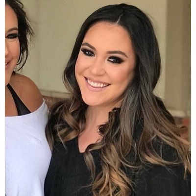 NicoleVeale's profile picture. 