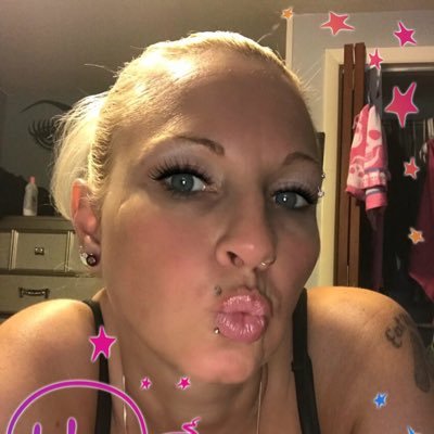 AngieWe90506305's profile picture. hit rock bottom and the bottom fell out