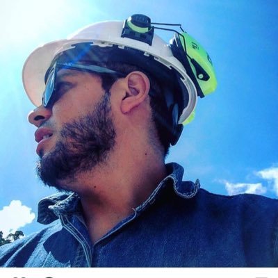 alvarin1990's profile picture. 