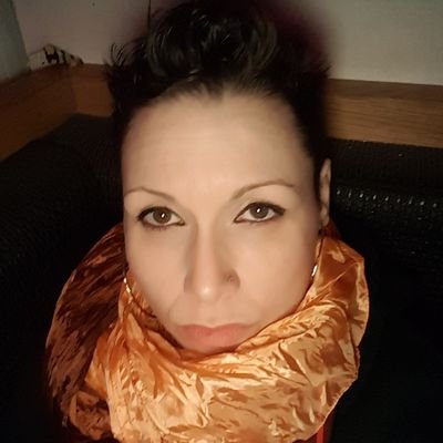 MelanieNBondu's profile picture. Mélo Mel, Animatrice pour Allo Télé Culturelle. 
Gérante d'artistes. Booking.