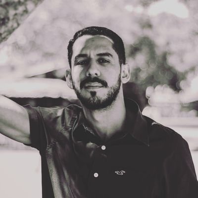 xelasogal's profile picture. 