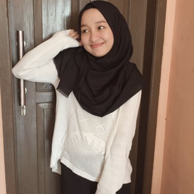 trykarisa's profile picture. Accounting -Telkom University '14