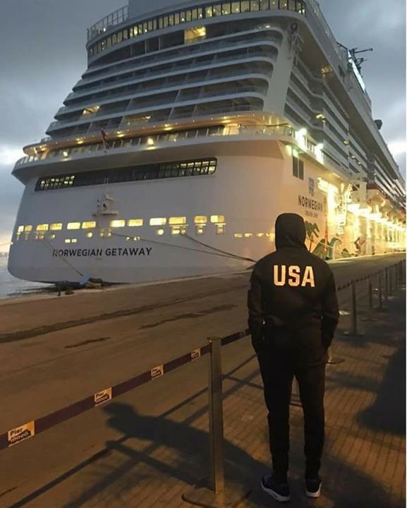 DenisiousDenis's profile picture. 