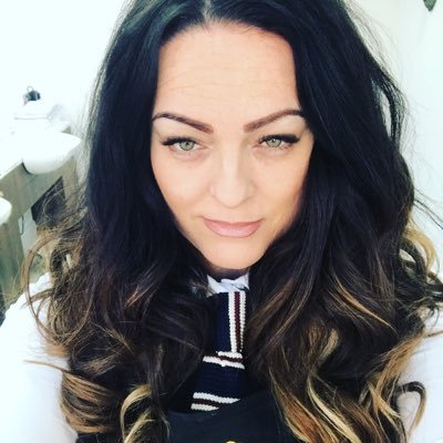 mojoshairstudio's profile picture. 