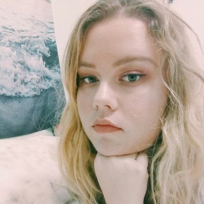 yourfairie's profile picture. 🌻🌻🌻