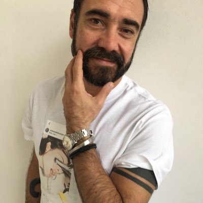 aportaluppi's profile picture. All people know the same truth. Our lives consist of how we chose to distort it | W. A.