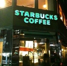 packpack3's profile picture. エナジードリンクとお酒をよく飲むよ。