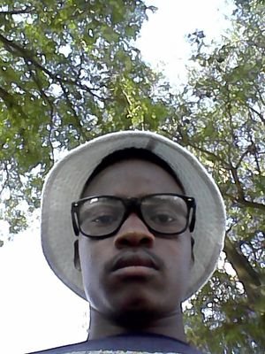 yungvazz96's profile picture. living with a perpose