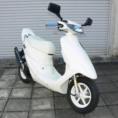 岐阜市在住の高校生です。原付免許を取りましたがバイク本体がないため安いバイクを探しています!皆さんよろしくお願いします! #ZX #ライブディオ #エボリューション #エボ #エイプ