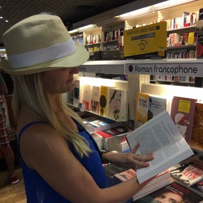 MrsSykes09's profile picture. Librarian at Farney Elementary