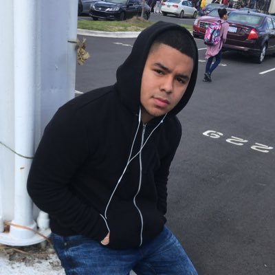 JonaRey5's profile picture. Mi sueño es ser cantante jonarey111 https://t.co/CnOy23mF55