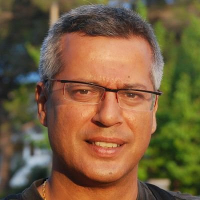 dpaezg's profile picture. Speak Friend and Enter... 
Habla Amigo y Entra...