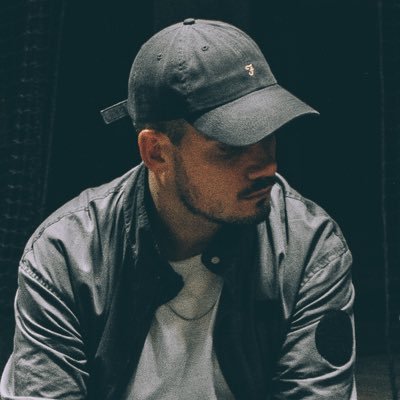 KoriaPhoto's profile picture. D.A. • Photographe • Graphiste