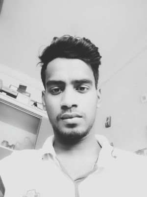 SelimKh89815590's profile picture. 1998