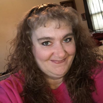 lisabrazier1972's profile picture. 