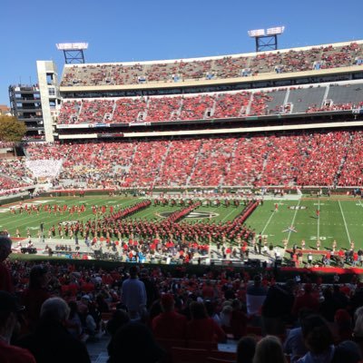 UGA_20's profile picture. Trying to figure out this world one day at a time.