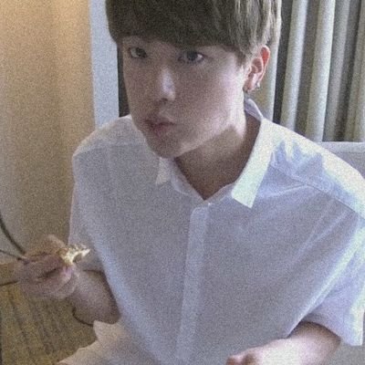 kimseokjin___04's profile picture. リムっていいよ