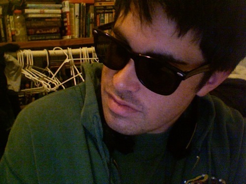 freewont's profile picture. I'm into bananas, jet lag, and dirt.