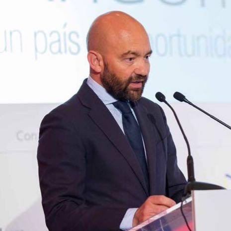 Economista del Estado. PhD in Economics. Independent board member. Chairman at @dovalue. A former chairman&CEO at @aena. A former Minister of Trade&Commerce.