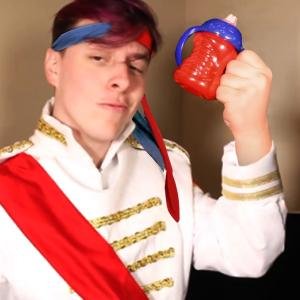 Chickoo56's profile picture. My life as a fander and random stuff I'd like to share.