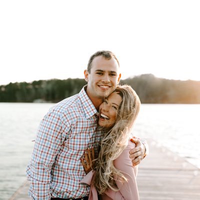 camillamrenfrow's profile picture. Love others | Love Jesus