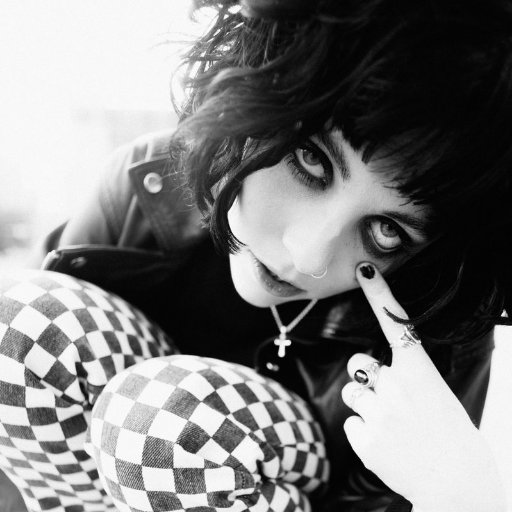 bmtbatatinha's profile picture. the human mind is the most complex thing in the entire universe