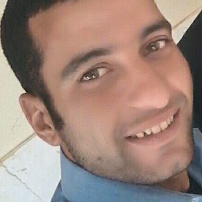 2G40DXrHKmQe9zk's profile picture. ‏ليس من تعلم الاحرف اتقن الكلام