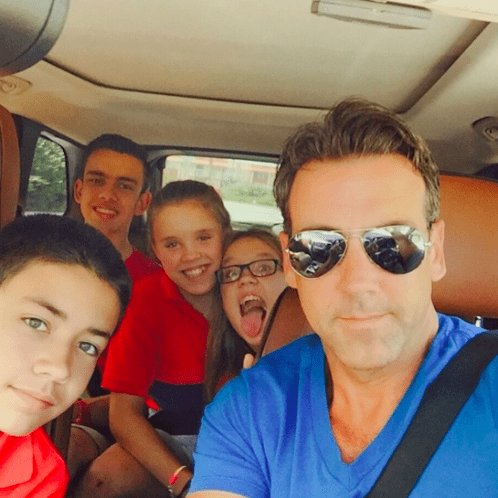 MarcDulard's profile picture. #sciences politiques
#égalité de sexe
#Fan d'automobiles