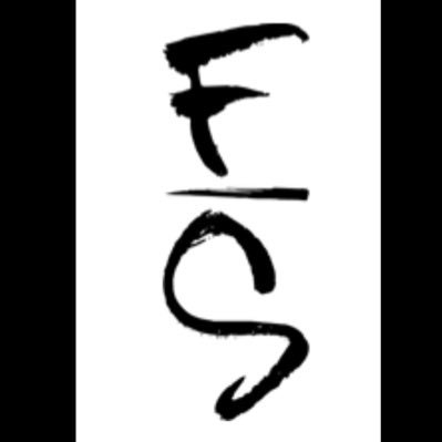 Online Fashion boutique on our quest to share what we enjoy most in life....fashion of course! Bringing you Fashionly She! #fashionforward #fashionista