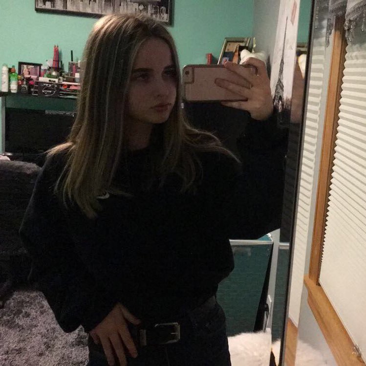 claudia_g24's profile picture. :3